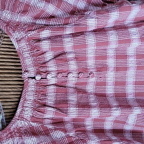 Madewell, plaid, short sleeve baby doll top,red/white, size M - Picture 5 of 9